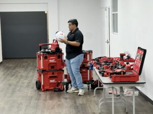 Safety Milwaukee Tool Showcases Power Innovation for New ABCI Apprentices